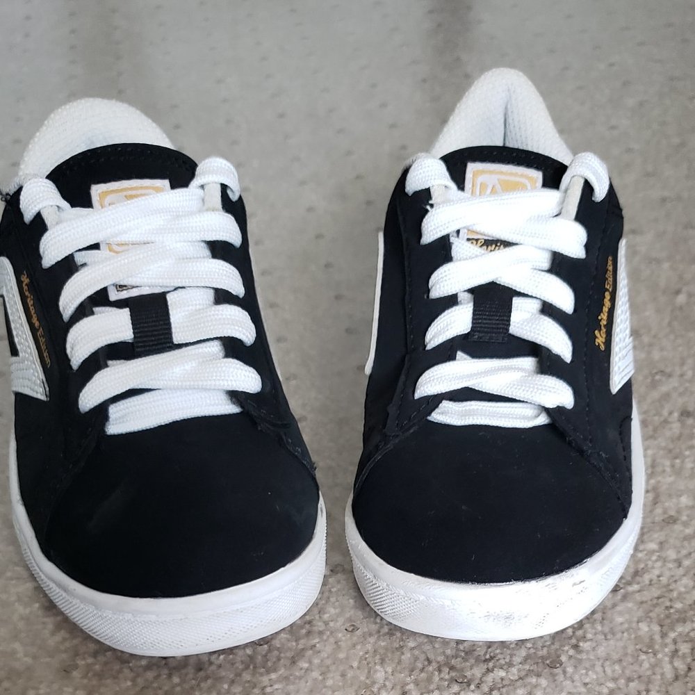 Airspeed Heritage Edition Boy's Black SZ 12